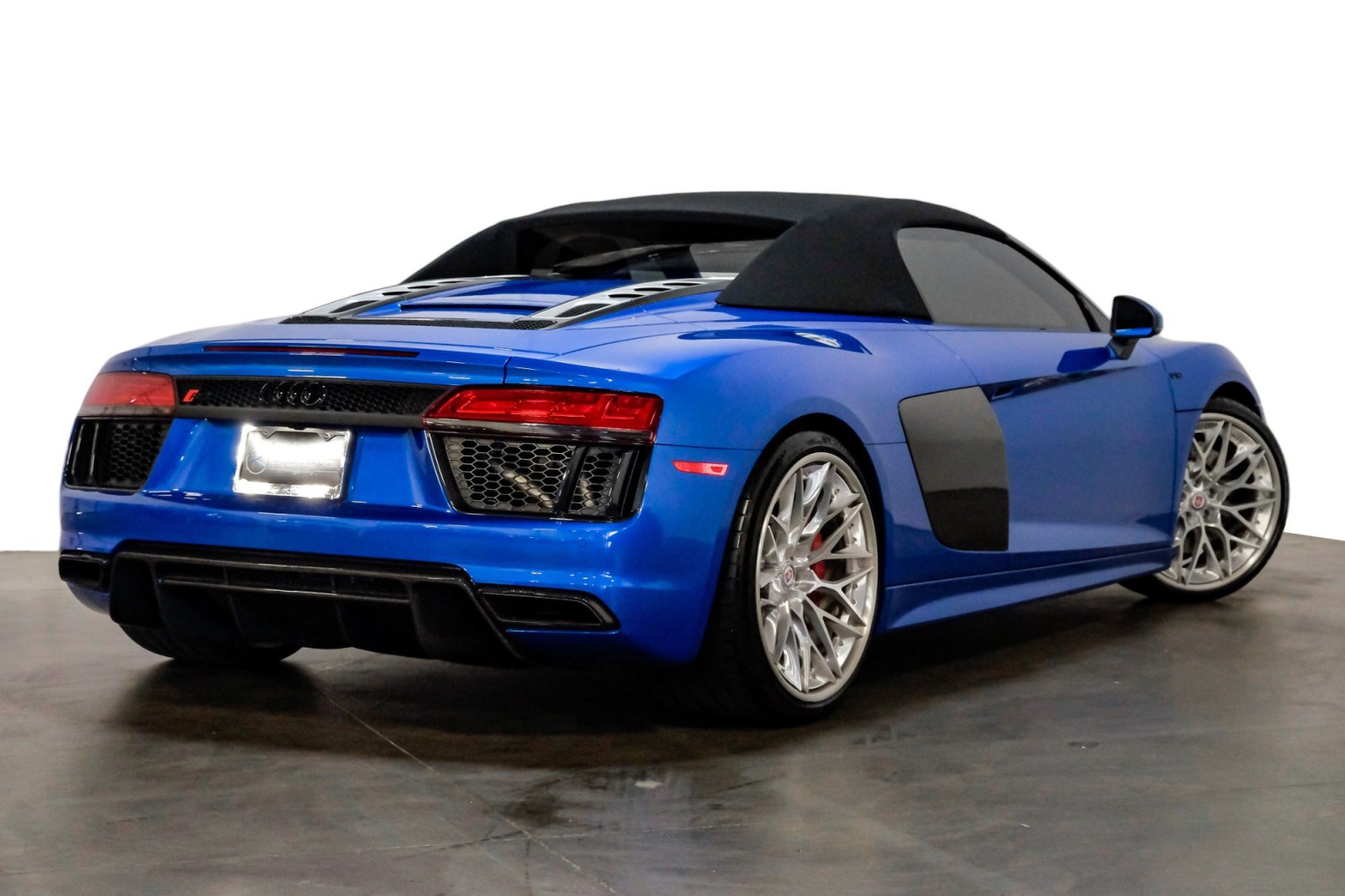 2017 Audi R8 Spyder V10 quattro AWD HREAlloys CarbonPkg DynamicSteering FullLthr 12