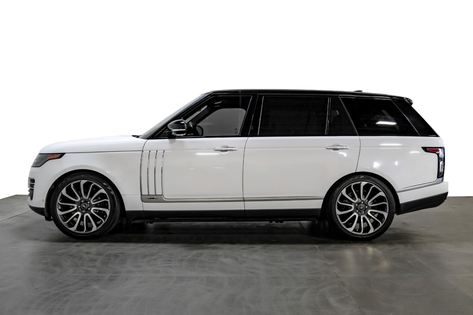 2020 Land Rover Range Rover SV Autobiography LWB 4PlaceSeating 22DiamondAlloys PwrBoards 10