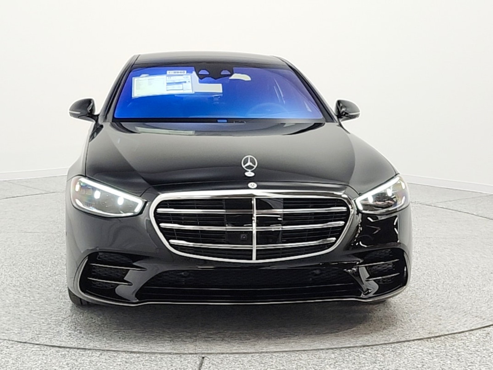 New 2026 Black Mercedes-Benz S 500 image 2