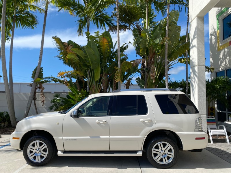 2007 Mercury Mountaineer SUV Premier 1 OWNER in ,