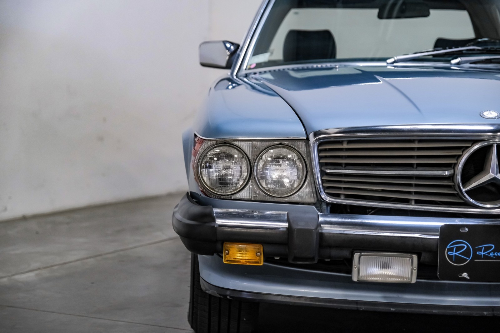 1986 Mercedes-Benz 560 Series Convertible 560SL 40