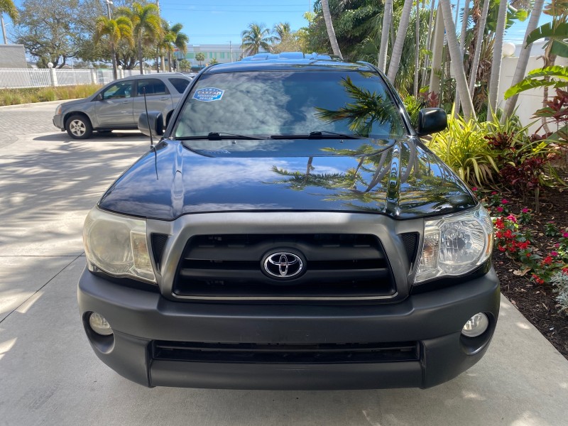 2007 Toyota Tacoma 4 DR CAMPER TOP LOW MILES 52,954 in , 