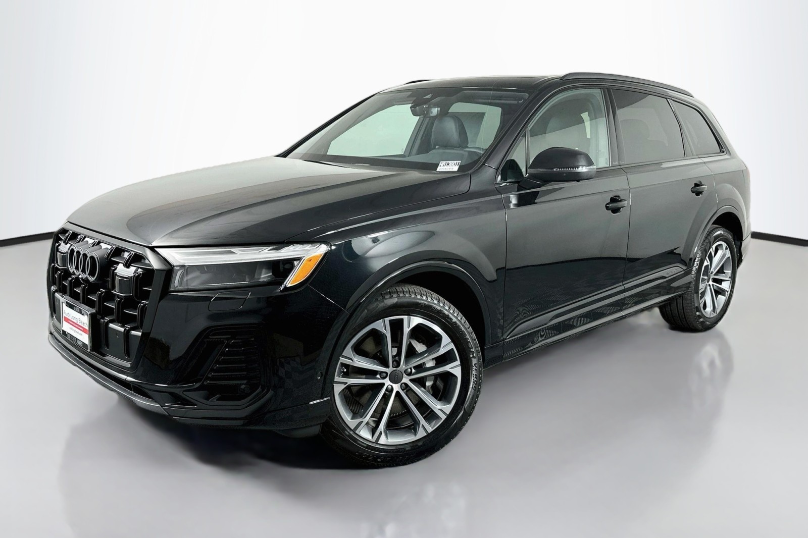 2026 Audi Q7 Premium Plus