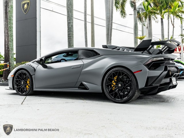 2024 Lamborghini Huracan STO  in , 