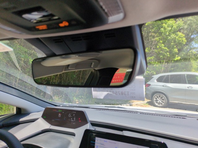 ToyotaPrius Plug-In Hybrid29