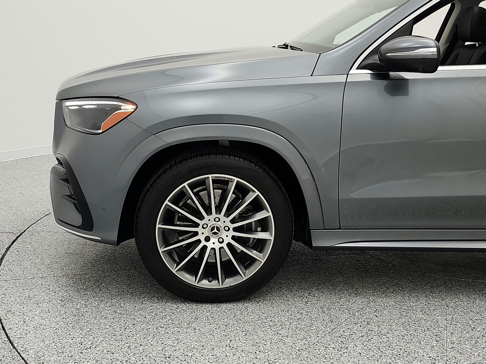 Certified Used 2025 Selenite Grey Metallic Mercedes-Benz GLE 350 4MATIC® SUV image 33