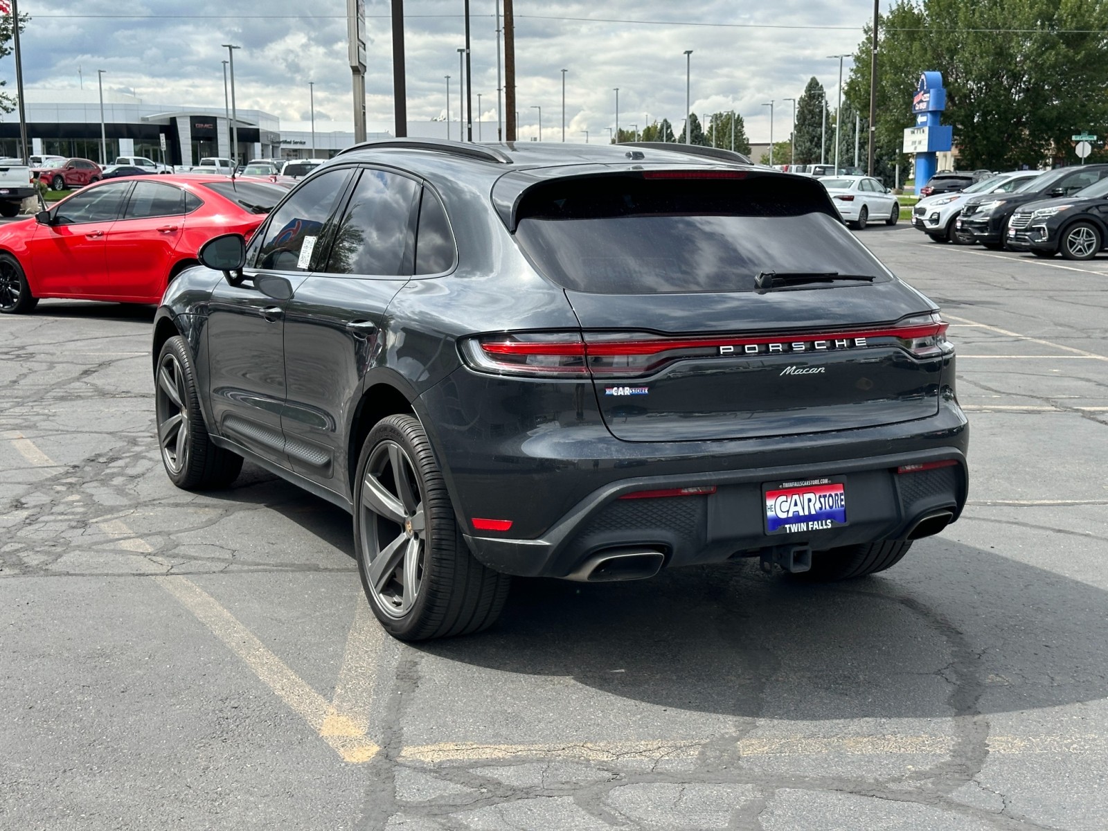 2022 Porsche Macan  8