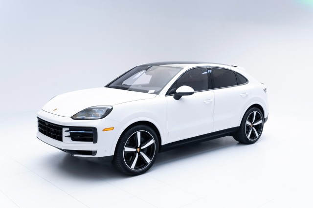 2024  Cayenne Coupe in , 