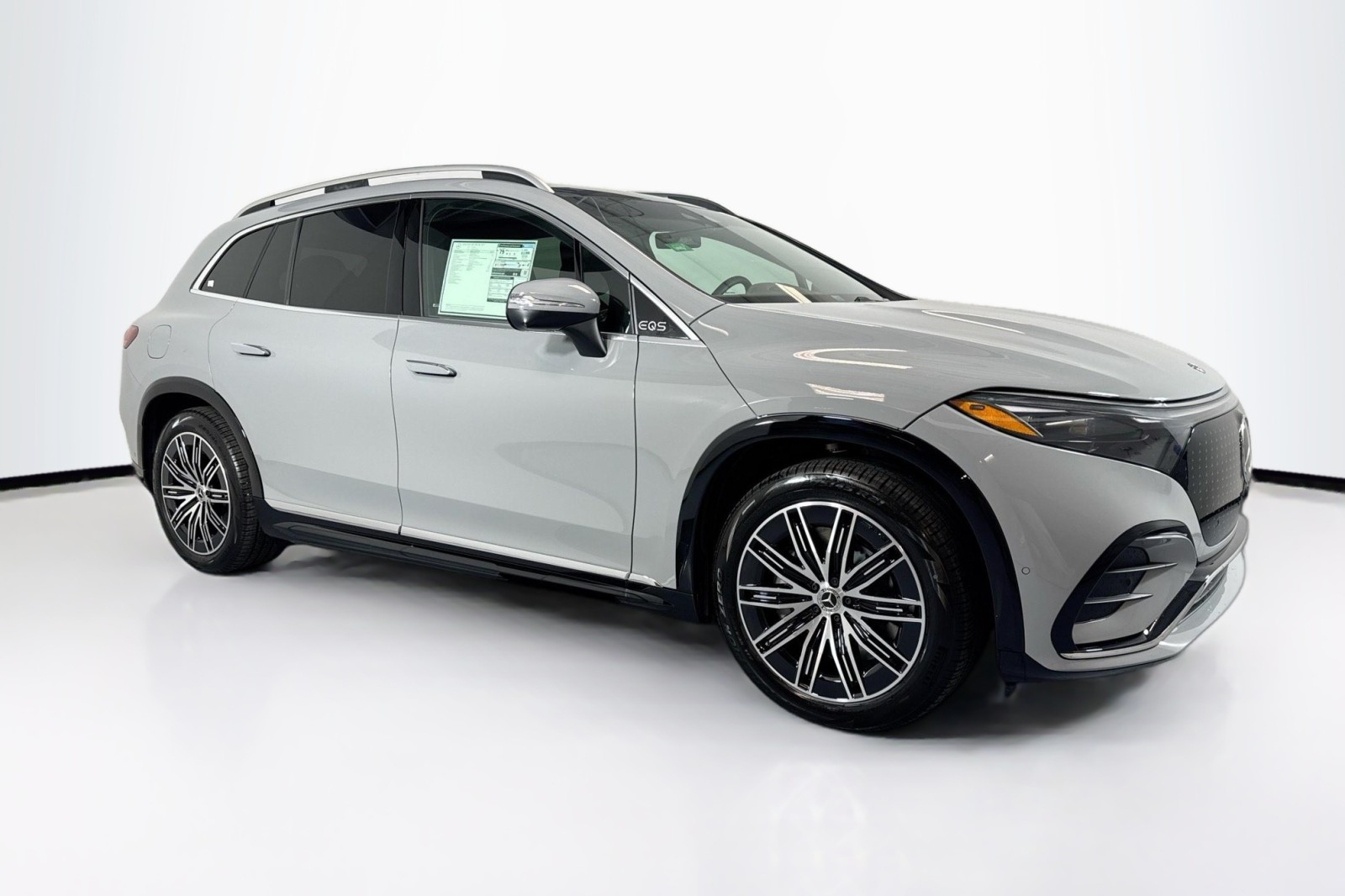 New 2026 MANUFAKTUR Alpine Grey Mercedes-Benz EQS 400 4MATIC® SUV image 3