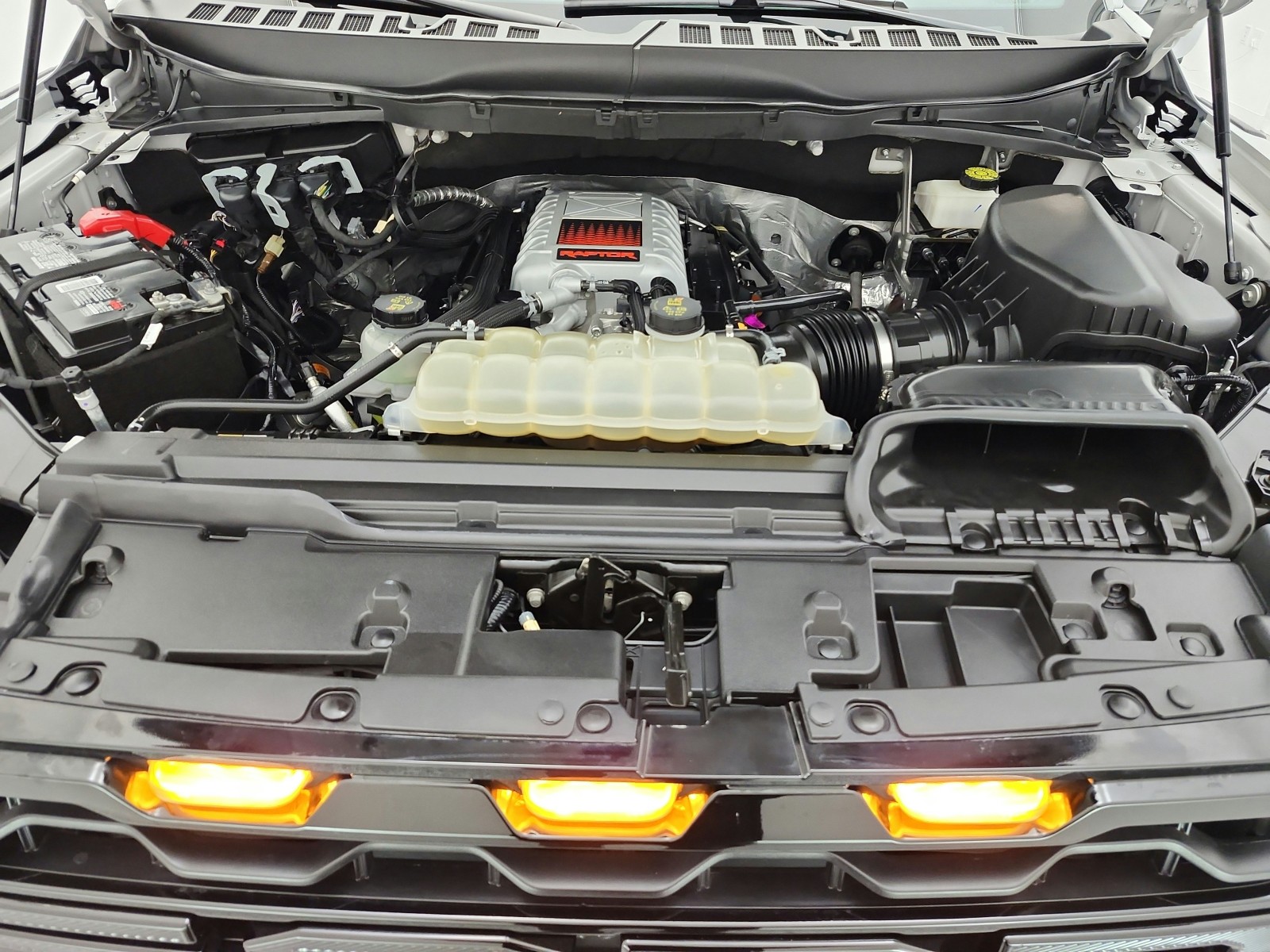 Used 2024 Avalanche Ford Raptor 4WD SuperCrew 5.5