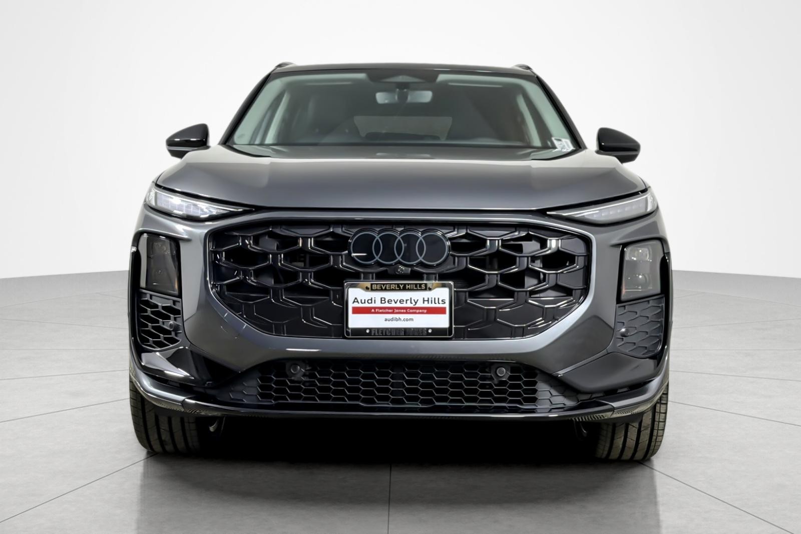 New 2026 Daytona Gray Pearl Effect Audi S line quattro image 8