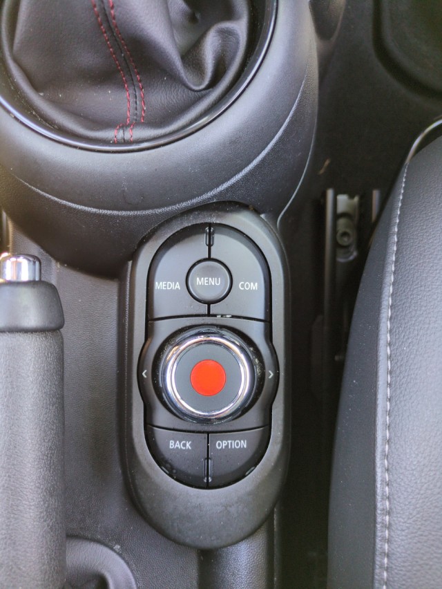 MINIHardtop 4 Door32