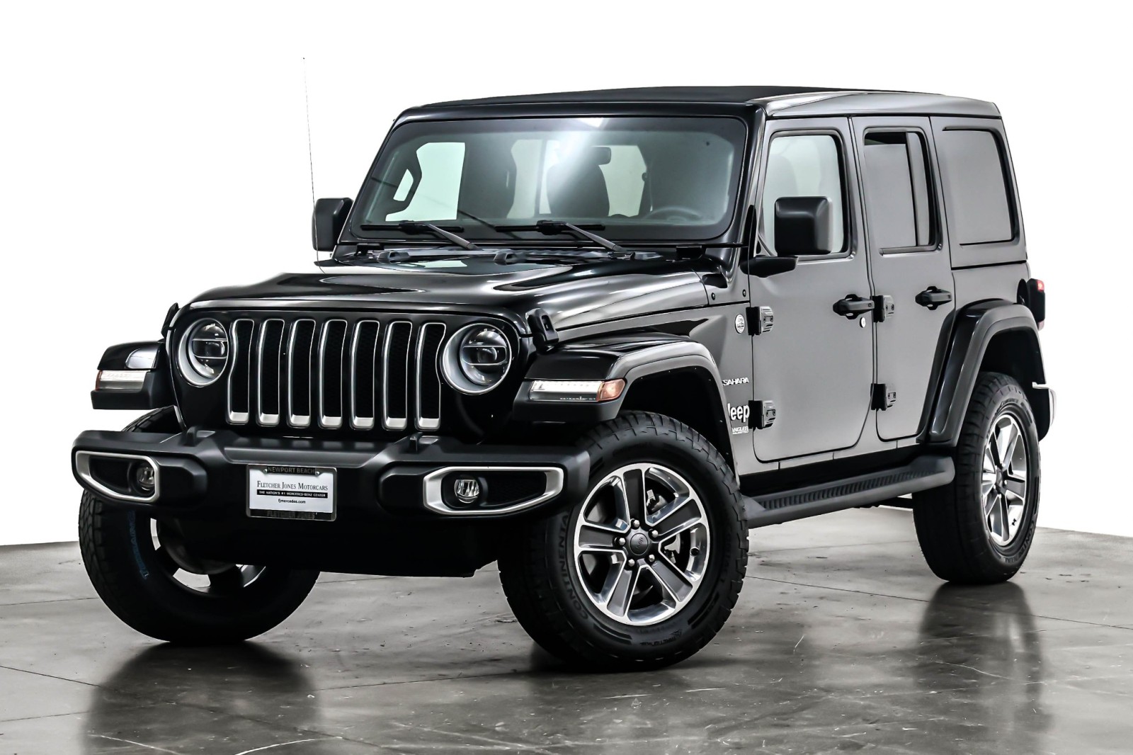 2022 Jeep Wrangler Sahara's photo