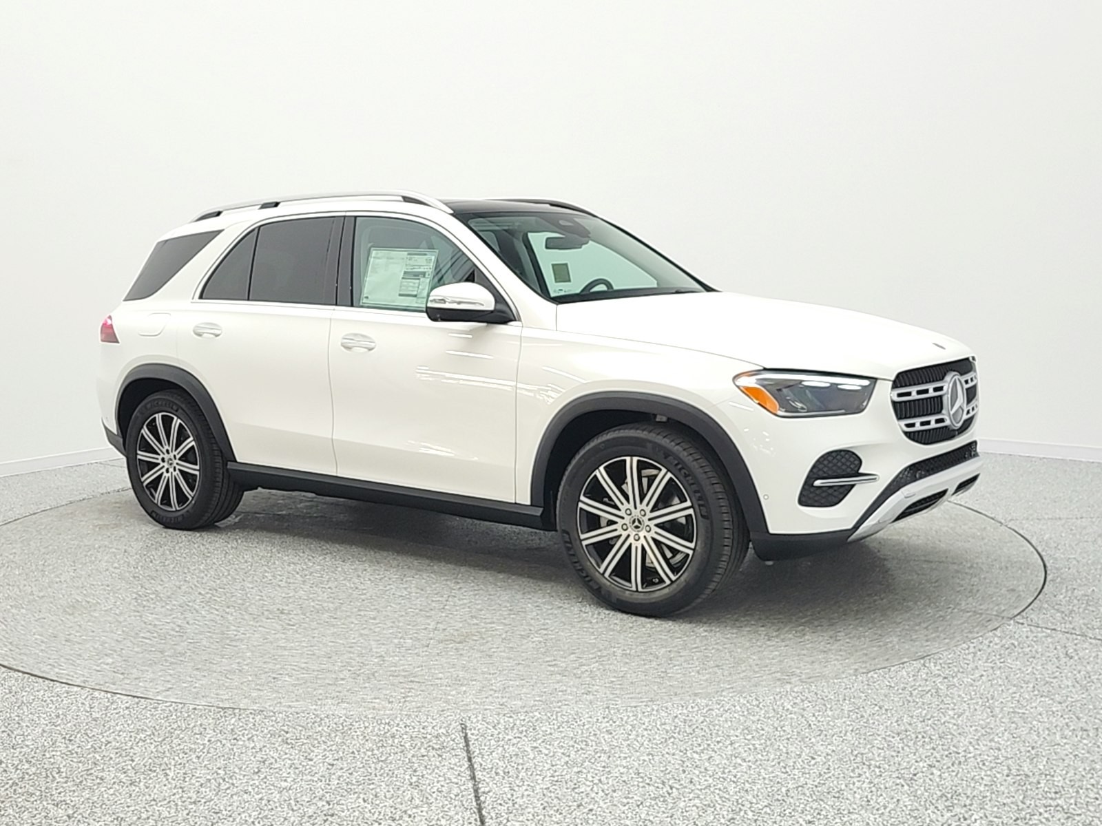 New 2026 Polar White Mercedes-Benz GLE 350 image 3