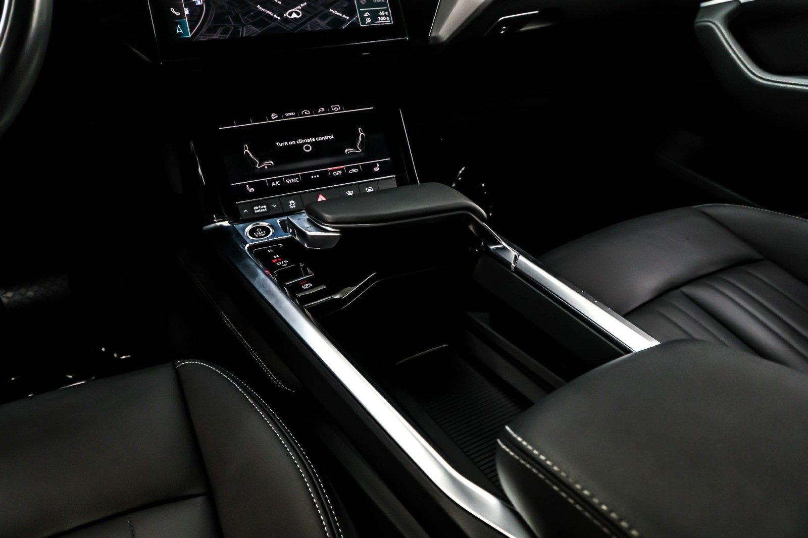 Used 2024 Manhattan Gray Metallic Audi Premium quattro image 6