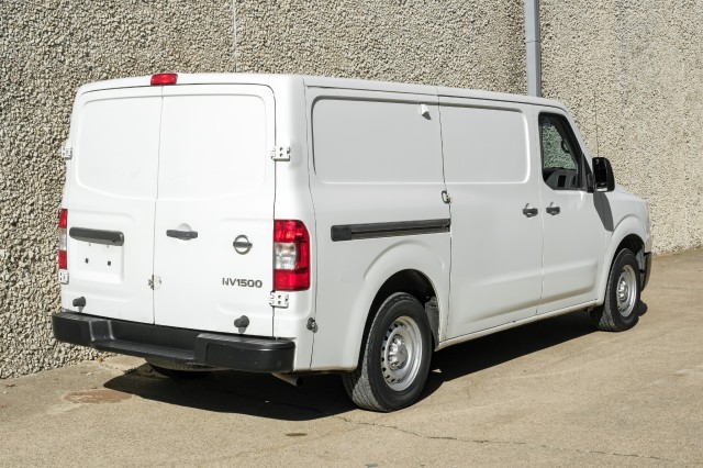 2018 Nissan NV Cargo S 8