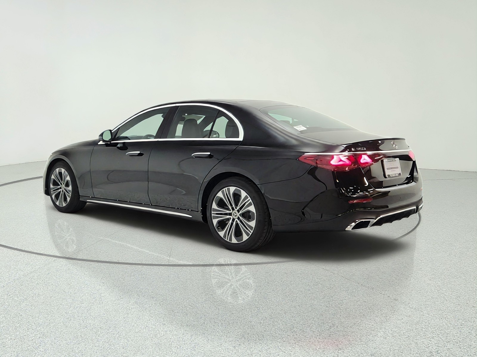 New 2027 Black Mercedes-Benz E 350 4MATIC® Sedan image 7