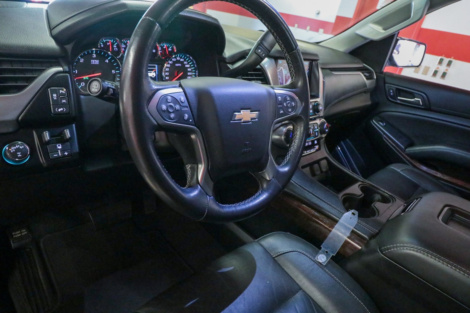 Used Car 2019 Chevrolet Suburban  Lt For Sale Under $30,000 In Austin, Texas