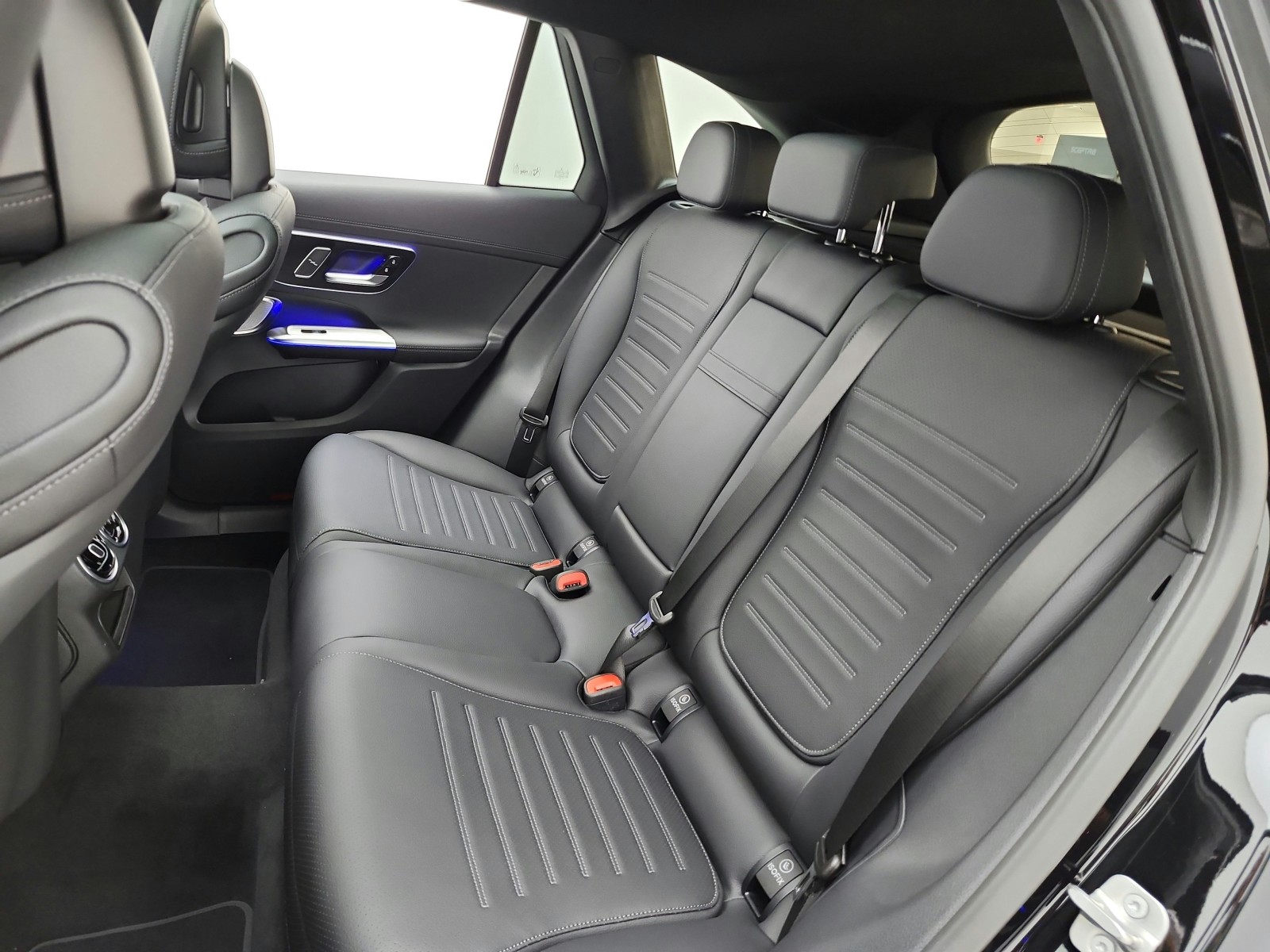 New 2027 Black Mercedes-Benz GLC 300 SUV image 11