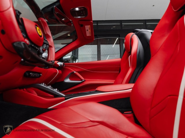 Ferrari 812 GTS