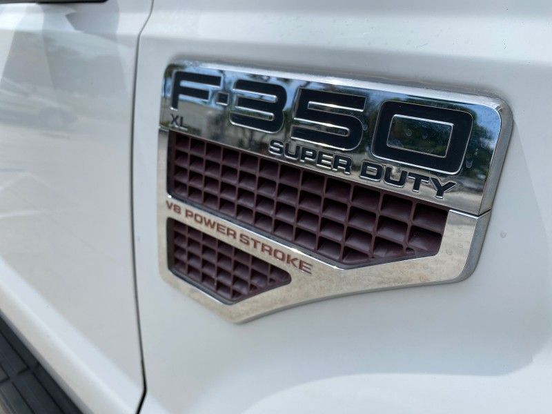 2008 Ford Super Duty F-350 POWER STROKE TURBO DIESEL XL in , 