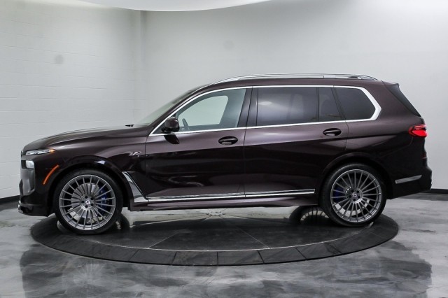 2024 BMW X7 ALPINA XB7 2