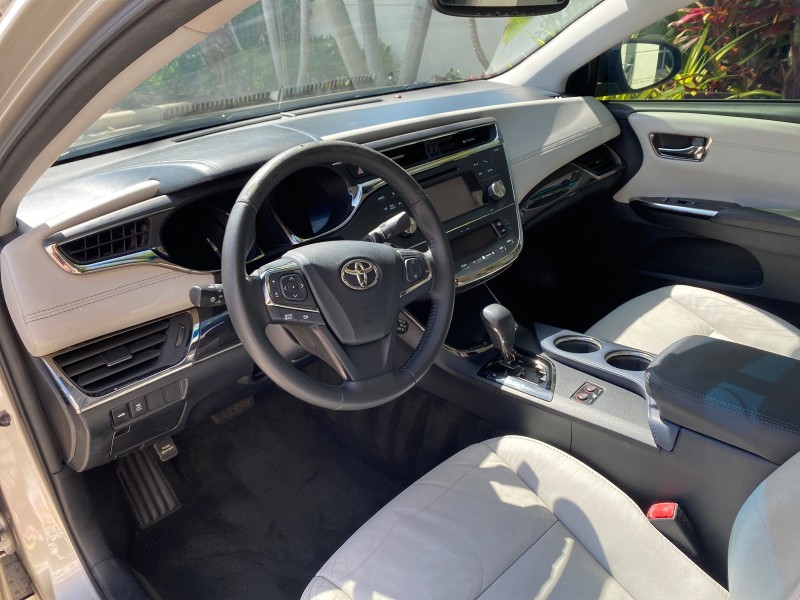 2013 Toyota Avalon XLE Premium LOW MILES 56,196 in , 