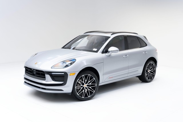 2025  Macan  in , 