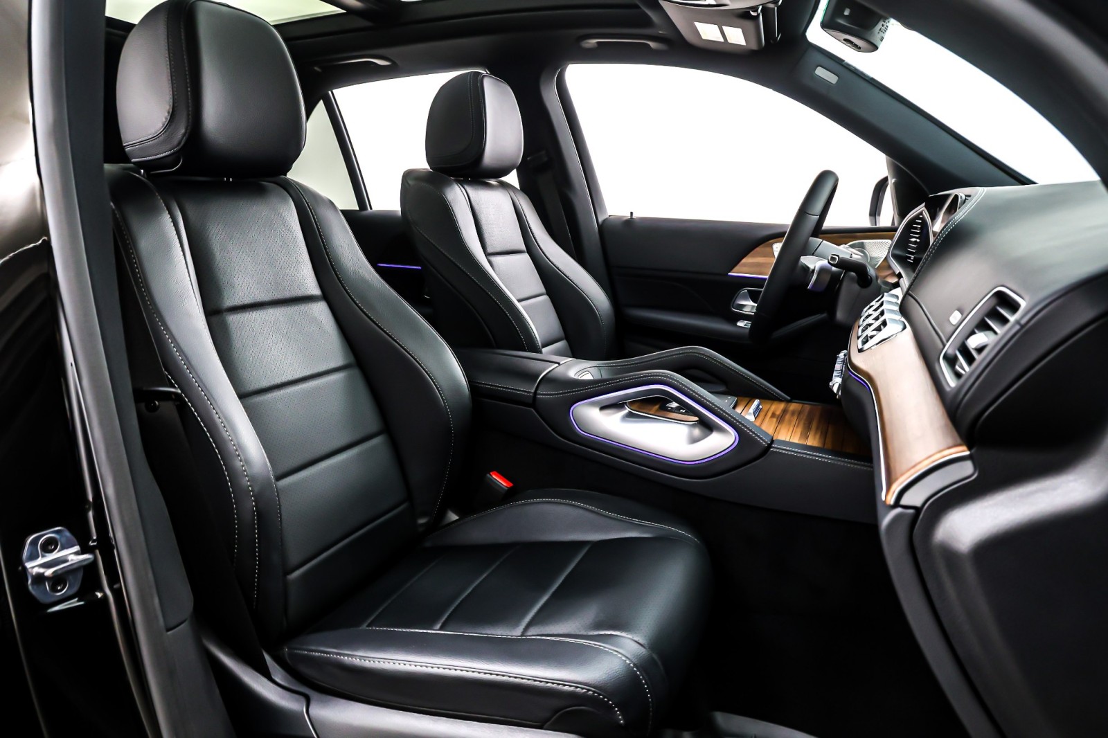 New 2026 Obsidian Black Metallic Mercedes-Benz GLE 350 image 7