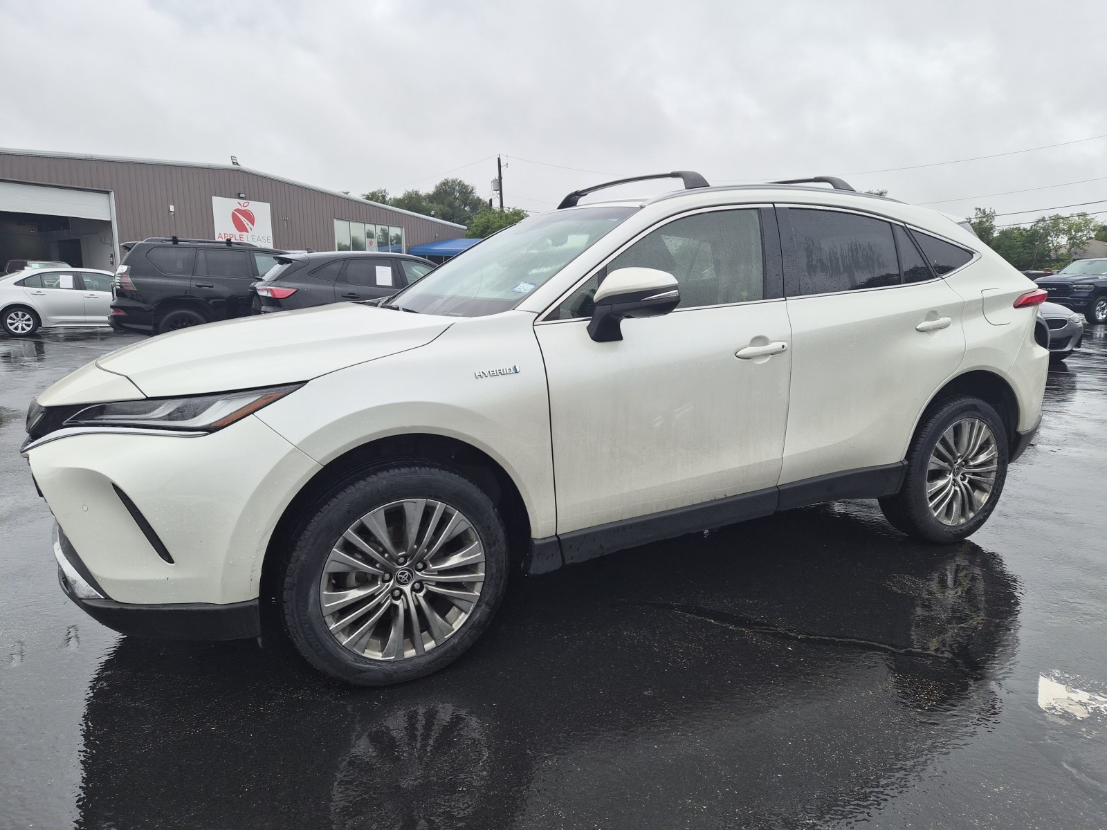 Used Car 2021 Toyota Venza  Xle For Sale Under $35,000 In Austin, Texas