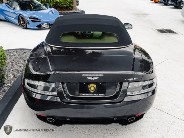 Aston Martin DB9