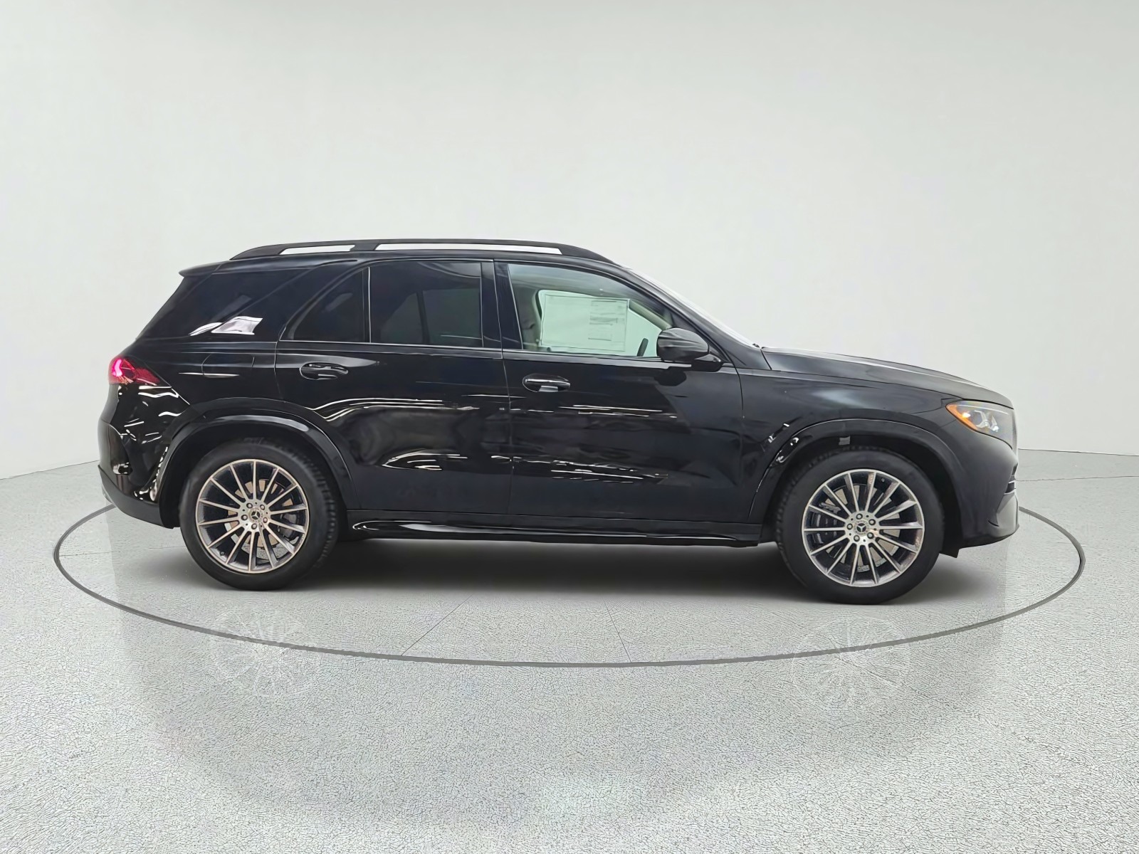 New 2027 Black Mercedes-Benz GLE 450 4MATIC® SUV image 4