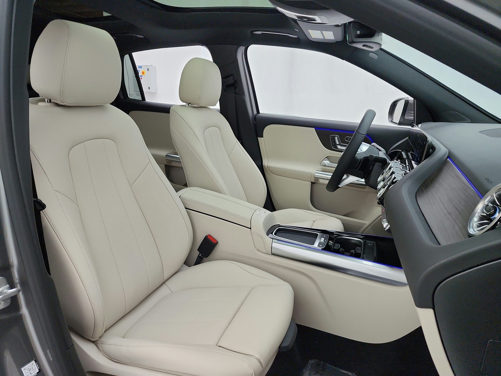 New 2026 Mountain Grey Metallic Mercedes-Benz GLA 250 image 15