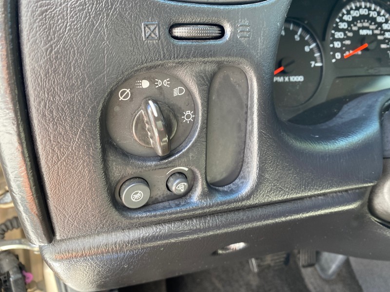 2005 Chevrolet TrailBlazer 4WD LS 1 OWNER LOW MILES 75,632 in , 