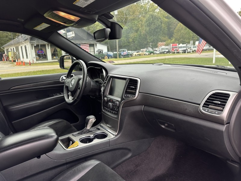 2017 Jeep Grand Cherokee Altitude in , 