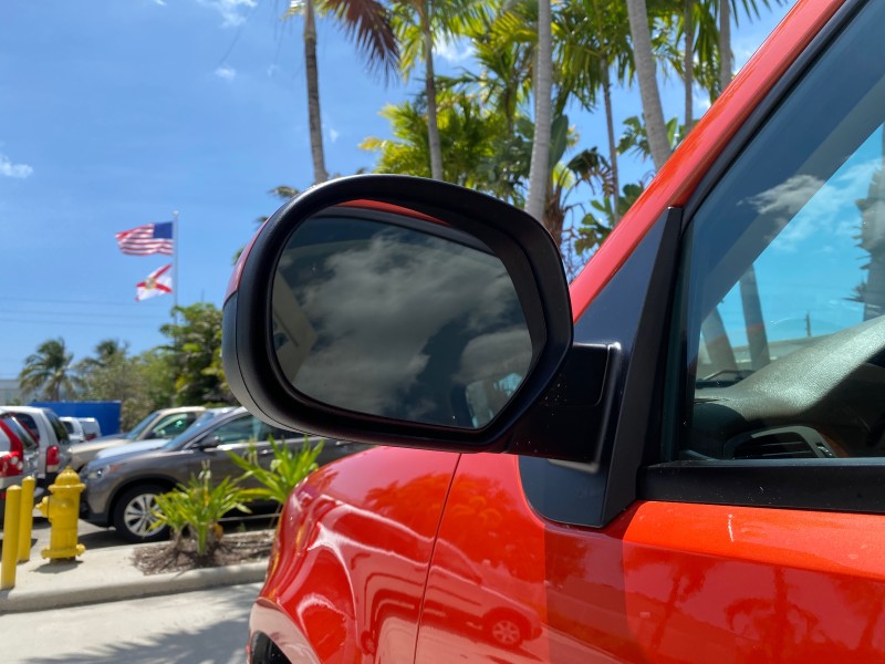 2009 Chevrolet Avalanche LT PU LOW MILES 58,696 in ,