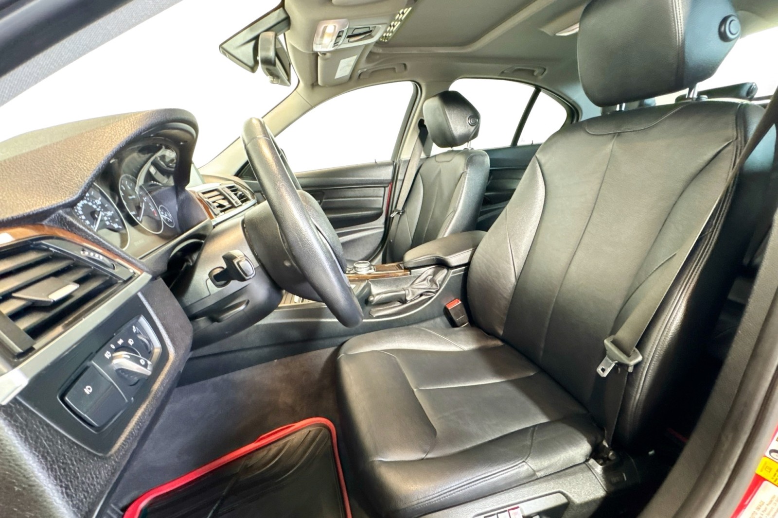 Used 2014 RED BMW 328i image 19