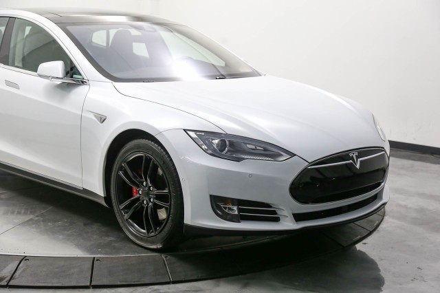 2016 Tesla Model S 70 kWh Battery 13