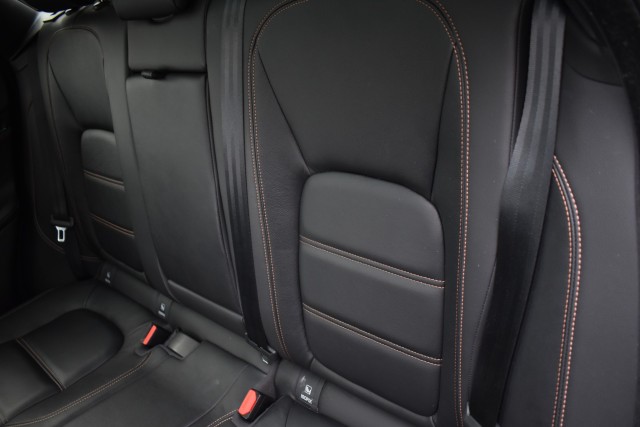 2020 Jaguar F-PACE Navi Leather Pano Glass Roof Heated Seats Rear Vie 34
