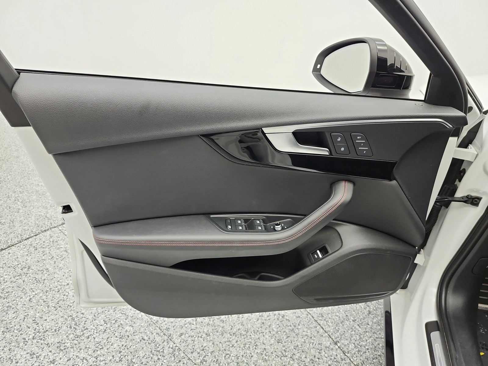 Used 2019 Ibis White Audi Premium Plus 45 TFSI quattro image 15