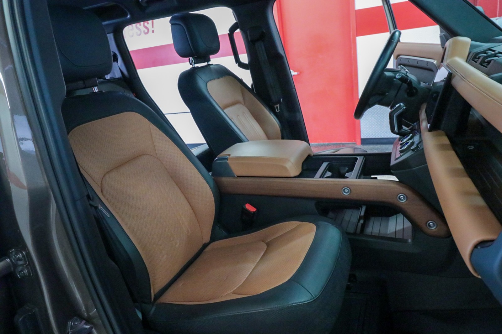 Used Car 2023 Land Rover Defender  X For Sale Under $70,000 In Austin, Texas