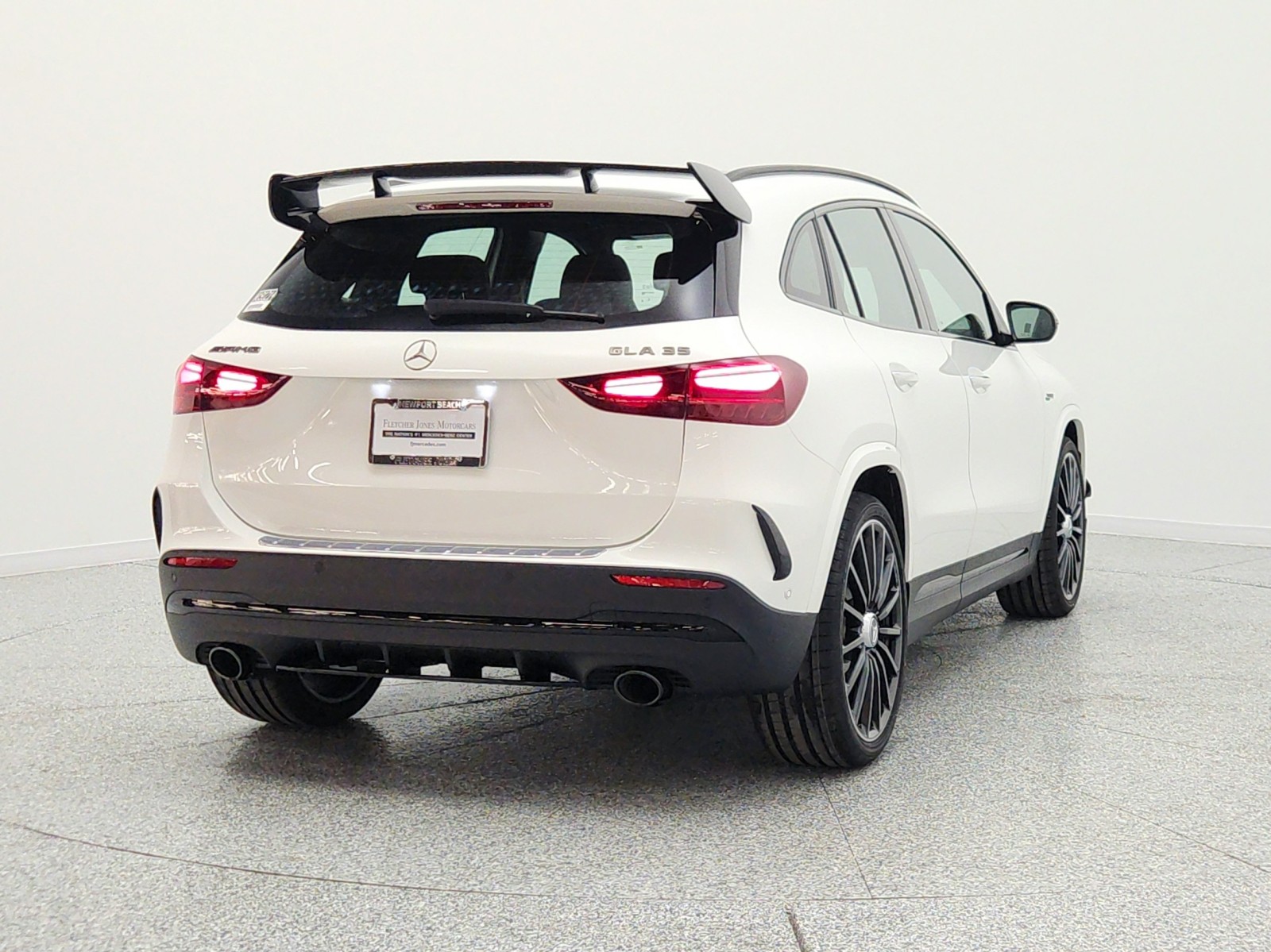 New 2026 Polar White Mercedes-Benz AMG® GLA 35 4MATIC SUV image 6