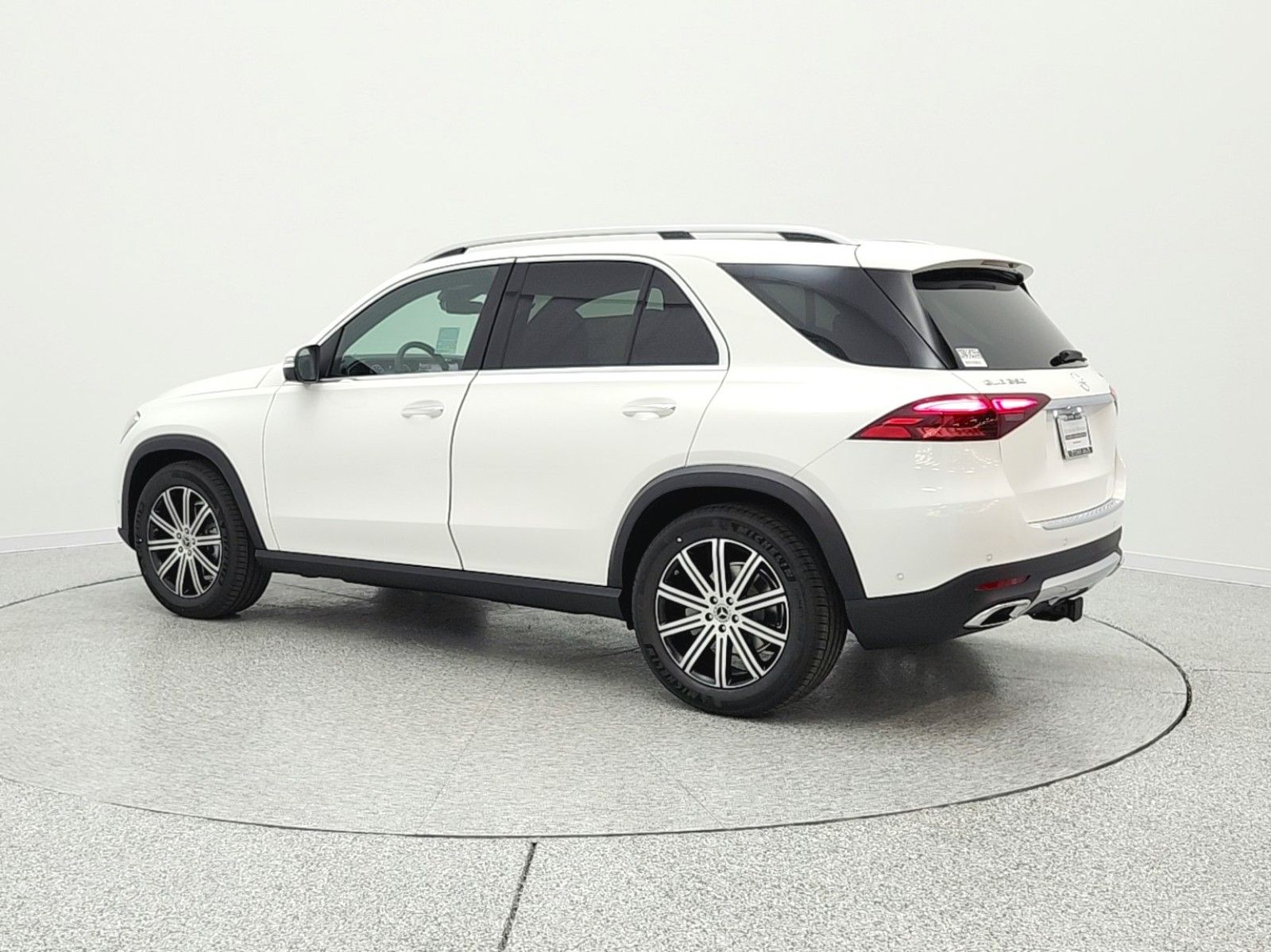 New 2026 Polar White Mercedes-Benz GLE 350 image 7