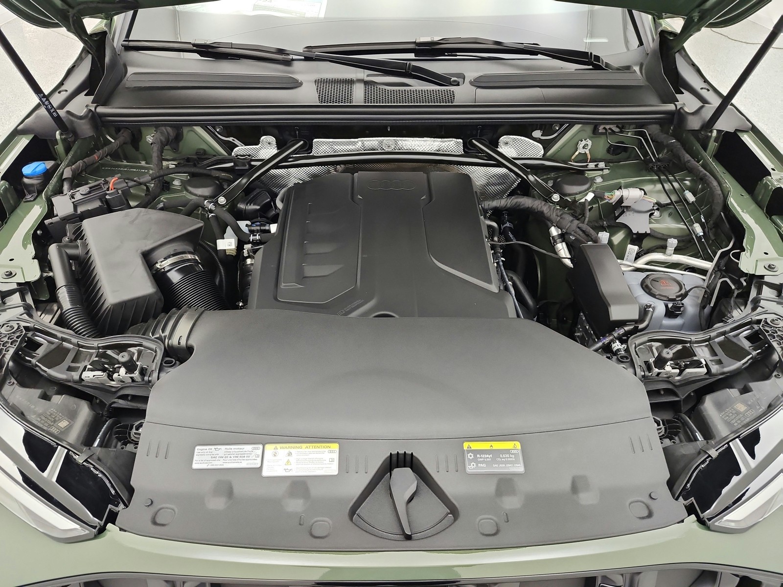 New 2026 District Green Metallic Audi Premium 2.0 TFSI quattro image 12