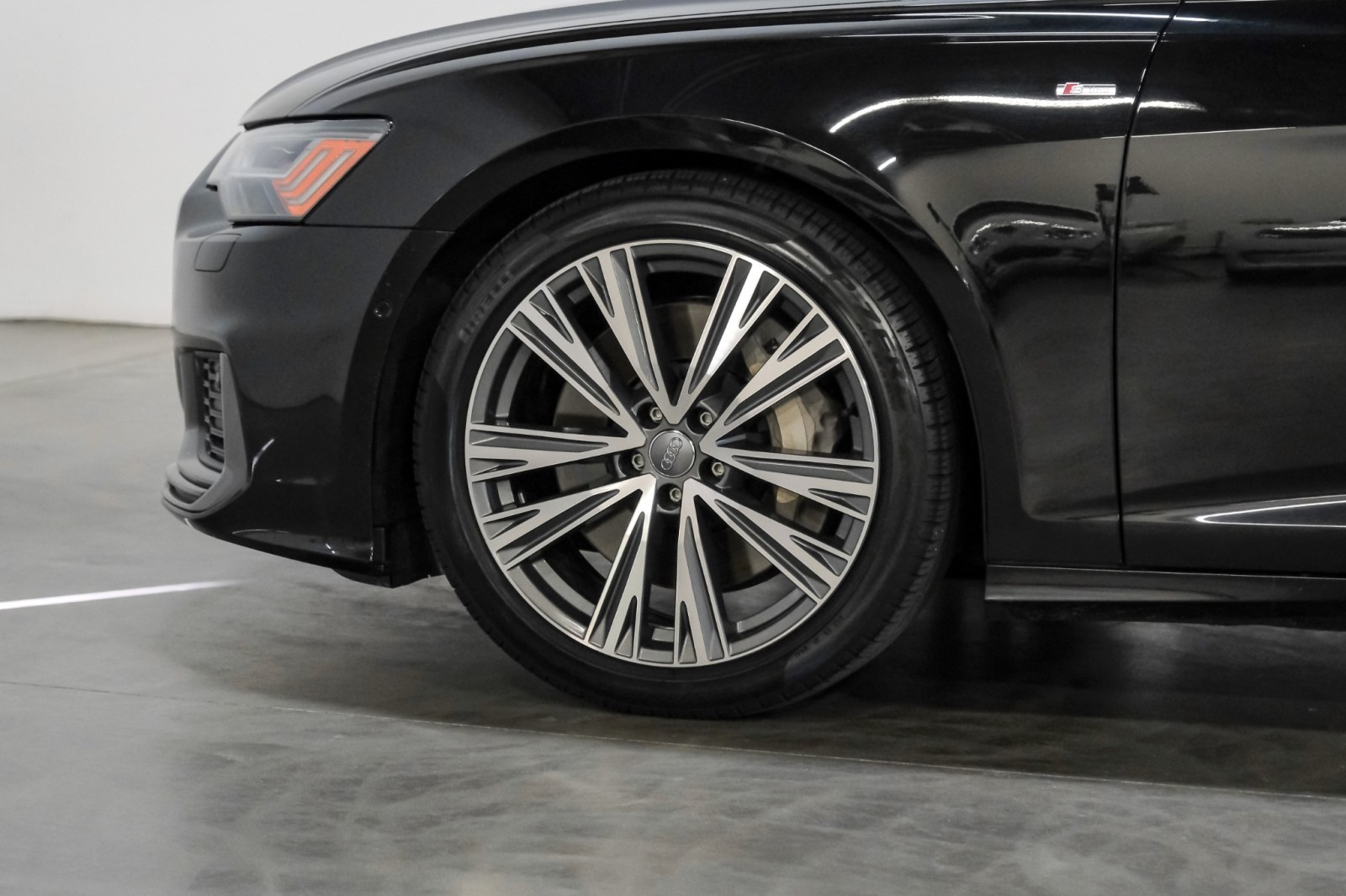 2019 Audi A6 Prestige quattro ContourSeating SportPkg 20Alloys ColdWthrPkg 71