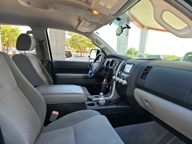 2011 Toyota Tundra 2WD Truck  11