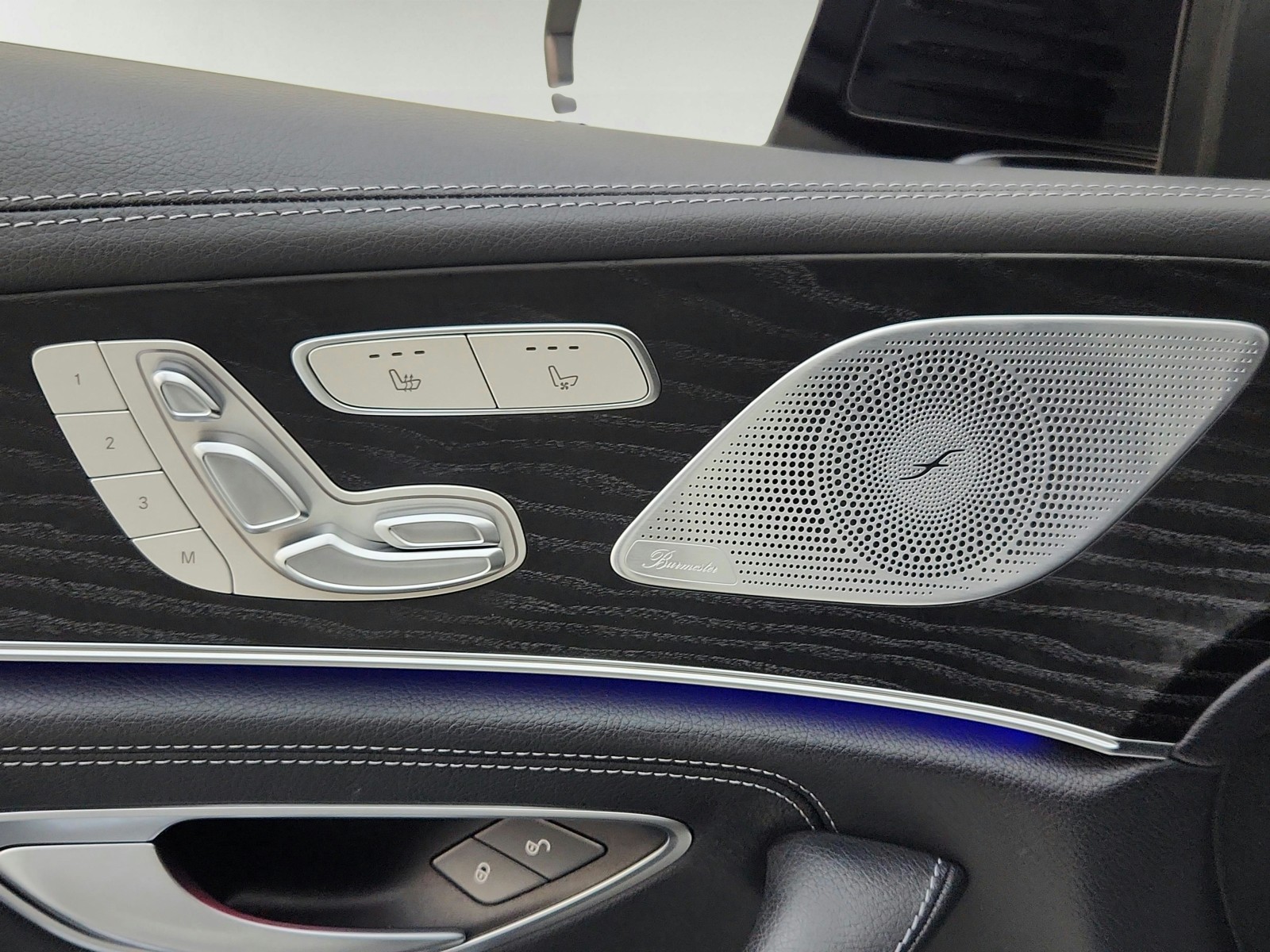 Used 2023 Cashmere White Magno Mercedes-Benz CLS 450 image 24