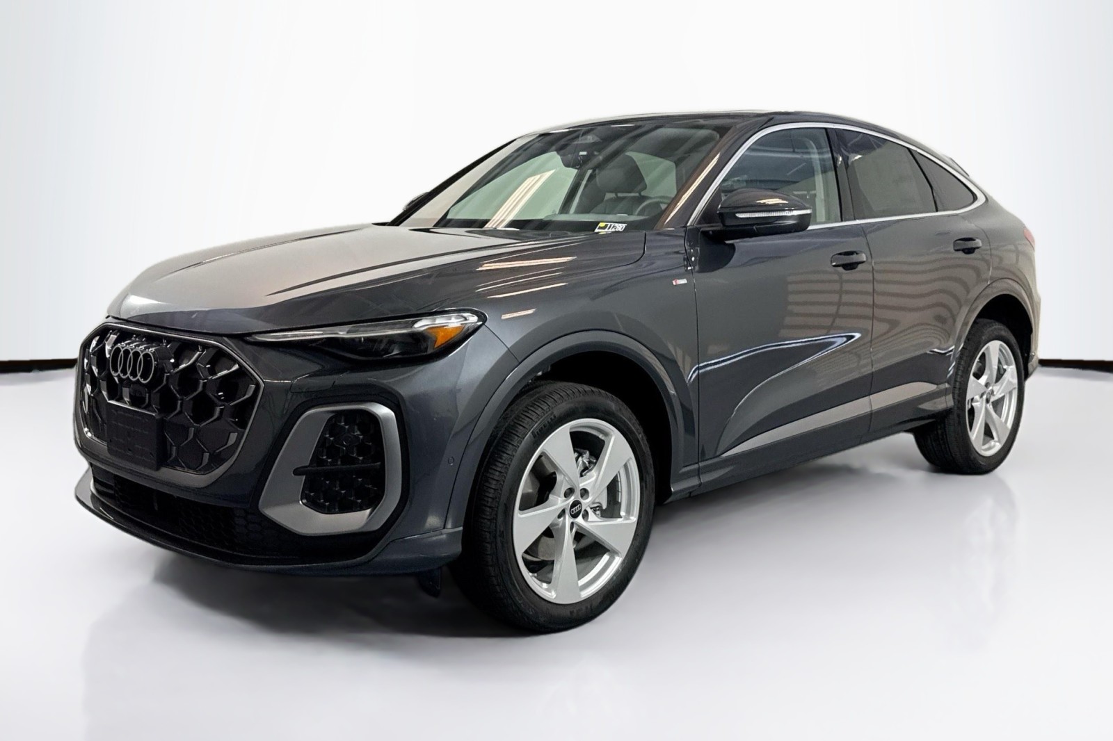 2025 Audi Q5 Sportback Premium Plus 2.0 TFSI quattro