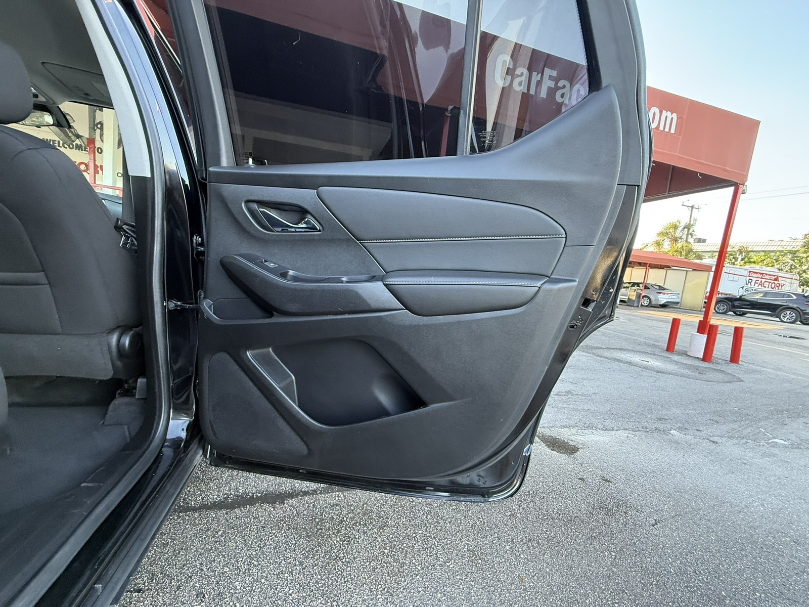 2020 Chevrolet Traverse - $18,977
