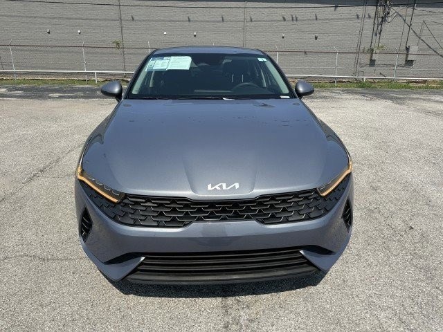 2023 Kia K5 LXS 8